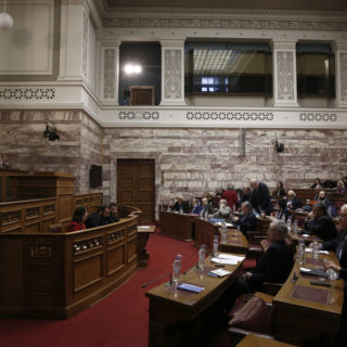 Αναθεώρηση Συντάγματος: Κοινό τόπο σε έξι σημεία βρήκαν ΣΥΡΙΖΑ – ΝΔ