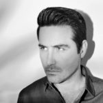 Suite No.2019: Η νέα συλλογή που θα ακούτε στο repeat, φέρει και πάλι την υπογραφή του Αλέξανδρου Χριστόπουλου