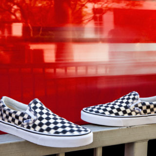 H Vans «θολώνει τα νερά» με τη νέα Checkerboard συλλογή