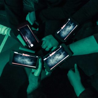 Το “Bubble Jam” είναι ένα διαδικτυακό πείραμα με τον εαυτό μας και μία ιστορία για την ψηφιακή εποχή