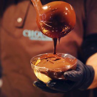 Στο Choureal φτιάχνουμε το προφιτερόλ μας όπως θέλουμε