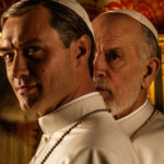 The New Pope: Οι Πρώτες Εικόνες με τον Τζον Μάλκοβιτς στο πλευρό του Τζουντ Λο για τον δεύτερο κύκλο της σειράς