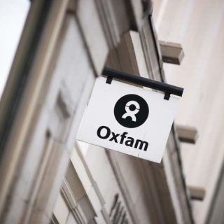 Οι 26 πλουσιότεροι άνθρωποι στον πλανήτη κατέχουν περιουσία ίση με τα εισοδήματα του φτωχότερου μισού της ανθρωπότητας