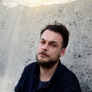 [κάννες των όπλων], του Θωμά Τσαλαπάτη