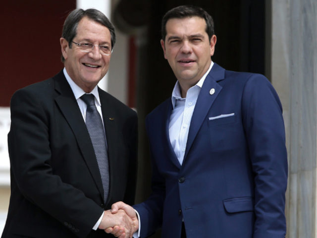 Στην Κύπρο ο Έλληνας πρωθυπουργός για τη Σύνοδο των Ευρωπαϊκών Χωρών του Νότου