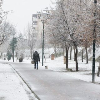 Σε λευκό κλοιό όλη η χώρα