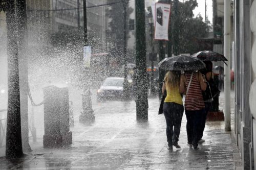 Έρχεται ο «Φοίβος»: Νέα κακοκαιρία με βροχές και καταιγίδες θα σαρώσει τη χώρα