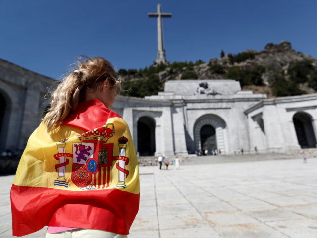 «Πράσινο φως» από το Βατικανό στην ισπανική κυβέρνηση για την εκταφή του δικτάτορα Φράνκο από την Κοιλάδα των Πεσόντων