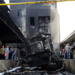 Αυξάνεται ο αριθμός των νεκρών από τη πυρκαγιά στον σιδηροδρομικό σταθμό του Καΐρου