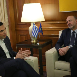 Μοσκοβισί σε Τσίπρα: Εξαιρετική πρόοδος της Ελλάδας στις μεταρρυθμίσεις