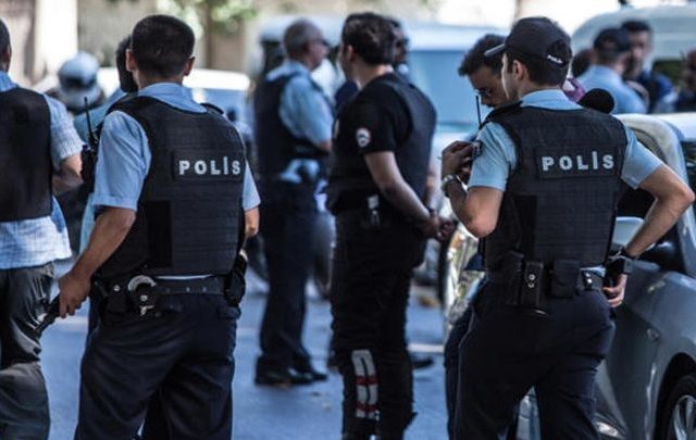 Εκατοντάδες συλλήψεις στην Τουρκία για στήριξη στο PKK