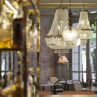 Ο παριζιάνικος αέρας του θεσσαλονικιώτικου Charlie D. Brasserie