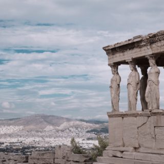 Επανεξετάζονται οι άδειες δεκαώροφων κτηρίων στην περιοχή της Ακρόπολης