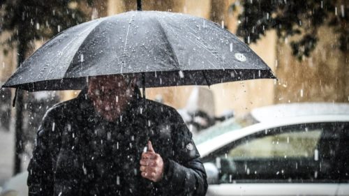 Ισχυρές βροχοπτώσεις, καταιγίδες και χαλάζι σήμερα στις περισσότερες περιοχές της χώρας