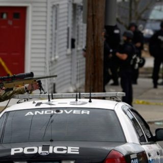 ΗΠΑ: Αστυνομικοί «γάζωσαν» νεαρό Αφροαμερικανό ενώ κοιμόταν στο τιμόνι του αυτοκινήτου του