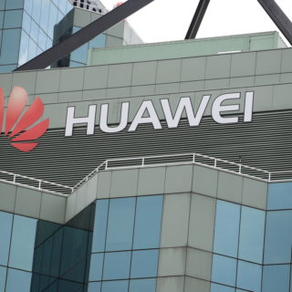 Aγωγή κατά της κυβέρνησης των ΗΠΑ κατέθεσε η Huawei