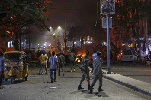 Σομαλία: Σε 29 ανέρχονται μέχρι στιγμής οι νεκροί από επίθεση αυτοκτονίας σε ξενοδοχείο