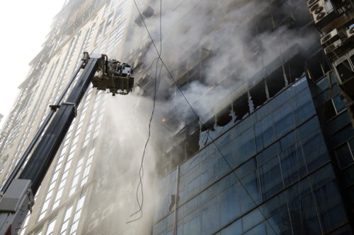 Μπαγκλαντές: Στους 25 οι νεκροί από τη μεγάλη φωτιά στον πολυώροφο FR Tower