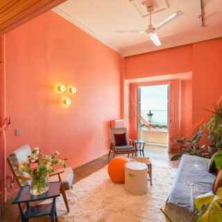 Σε ένα διατηρητέο Αρ Ντεκό κτίριο στη Θεσσαλονίκη δημιουργήθηκε ένα από τα πιο ωραία διαμερίσματα που έχουμε δει