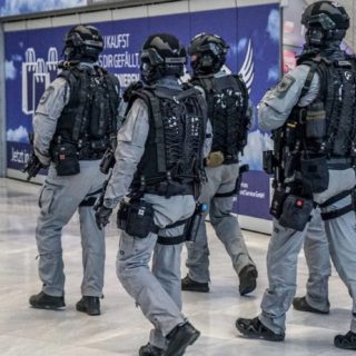 Ολλανδία: Δεκάδες τραυματίες από πυροβολισμούς στην Ουτρέχτη