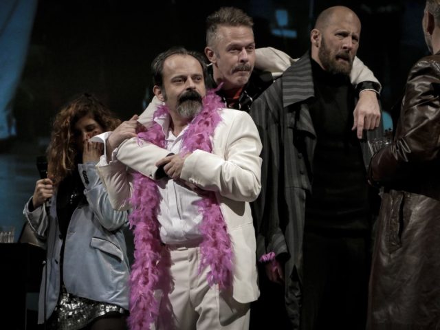«Μισάνθρωπος»: Η dream team του ελληνικού θεάτρου επί σκηνής.