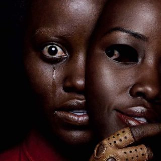 «Εμείς»: Όπως και στο «Τρέξε!», ο Τζόρνταν Πιλ ποντάρει στο ότι για να βελτιωθούμε ως κοινωνία, μάλλον πρέπει να πάρουμε μια καλή τρομάρα…