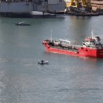 Στη Βαλέτα έφτασε το δεξαμενόπλοιο που είχαν καταλάβει μετανάστες