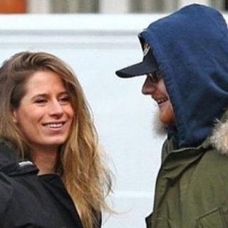 Ο Εντ Σίραν παντρεύτηκε την παιδική του φίλη