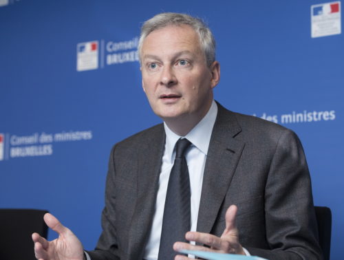Το ευρώ απειλείται σήμερα περισσότερο από ποτέ, δηλώνει ο Γάλλος υπουργός Οικονομικών