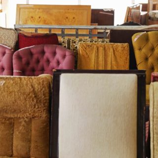 20 απίθανα πράγματα που μπορείς να βρεις στις MEGA Παλιοσυνήθειες