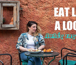 Οι πιο νόστιμες αυλές της Αθήνας για να ξεκαλοκαιριάσεις στην πόλη