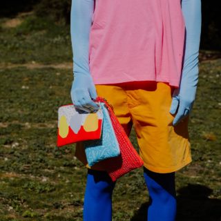 Με τα m.k.e  θα θυμηθείτε τα καλοκαίρια σας ως παιδιά. Κι εδώ βλέπετε μόνο τα pouches, έχει και άλλα ωραία