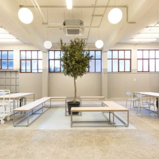 Το Cepolia είναι ένα βιομηχανικό κτίριο συνδεδεμένο με έναν έρωτα που έληξε ξαφνικά