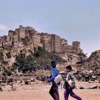 Τα άγνωστα πρόσωπα πράγματα και θάματα μιας βασανισμένης  χώρας