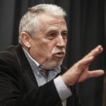 Πέθανε ο Γιάννης Μανώλης