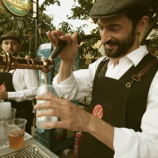 Επαρτάραμε με πάθος και με Μάμος στην Πλατεία Αβησσυνίας