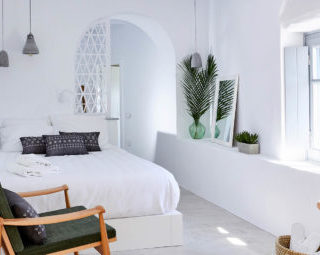 Το Living Theros δημιουργήθηκε από έρωτα για το μοναδικό νησί της Τήνου