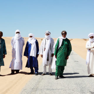 Δέκα ερωτήσεις στους Tinariwen