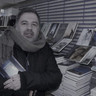 Κάθε φράση του Φώτη Θαλασσινού θα μπορούσε να είναι και ο τίτλος αυτής της συνέντευξης