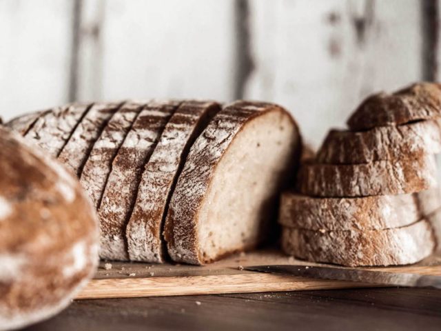 Leftover ψωμί; 5 λαχταριστές ιδέες για να μην το πετάξεις