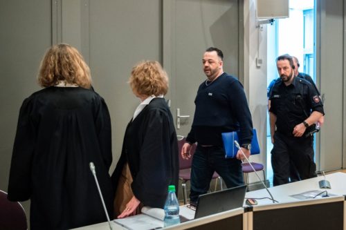 Νοσηλευτής στη Γερμανία καταδικάστηκε σε ισόβια για 85 φόνους ασθενών του
