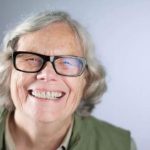 Η 82χρονη Σου Φίνλεϊ, η παλαιότερη γυναίκα εργαζόμενη της NASA, συνεχίζει να κοιτά τ’ άστρα