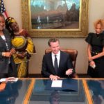 ΗΠΑ: Η Καλιφόρνια γίνεται η πρώτη πολιτεία που απαγορεύει τις φυλετικές διακρίσεις βάσεις της κόμμωσης