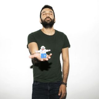 Ο Γιώργος Νάστος αγχώνεται που δεν έχει φιξάρει ακόμη τις καλοκαιρινές διακοπές του