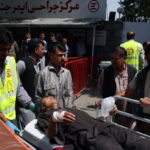 Σχεδόν 100 τραυματίες από επίθεση σε αστυνομικό τμήμα στην Καμπούλ