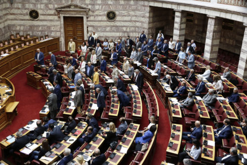 Βουλή: Κατατέθηκε ο κρατικός προϋπολογισμός του 2020