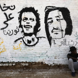 Σουδάν. Το γκράφιτι της επανάστασης επιστρέφει σε δρόμο του Χαρτούμ