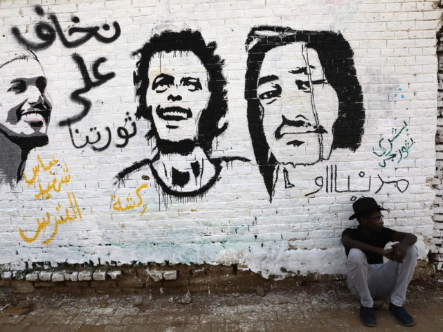 Σουδάν. Το γκράφιτι της επανάστασης επιστρέφει σε δρόμο του Χαρτούμ