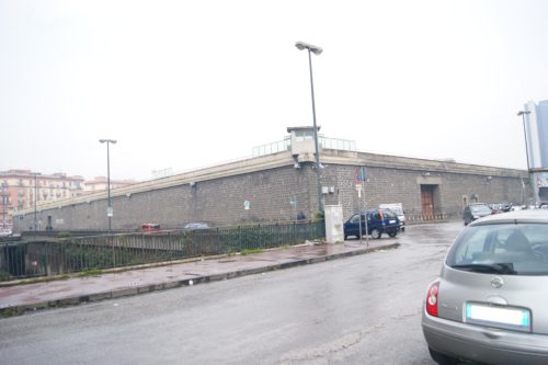 Ιταλία: Η πρώτη απόδραση στα 100 χρόνια λειτουργίας των φυλακών του Ποτζορεάλε της Νάπολης