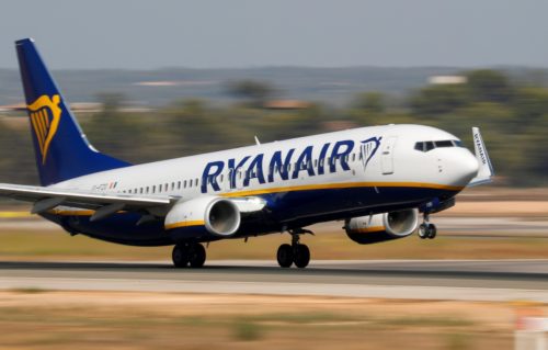 Τέλος τα αεροπορικά εισιτήρια των 10 ευρώ, προειδοποιεί ο επικεφαλής της Ryanair